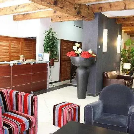 Hotel Fesch & 3*