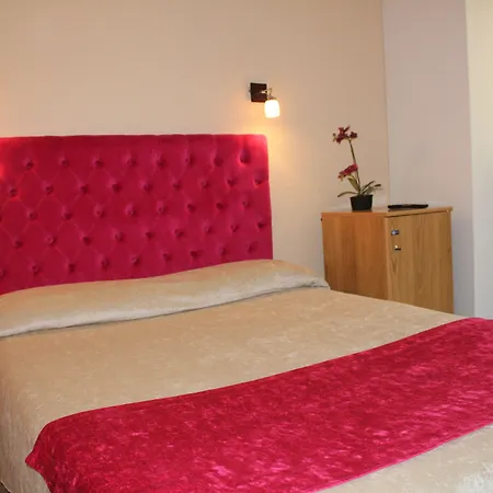 Fesch & Ξενοδοχείο Αζάτσιο