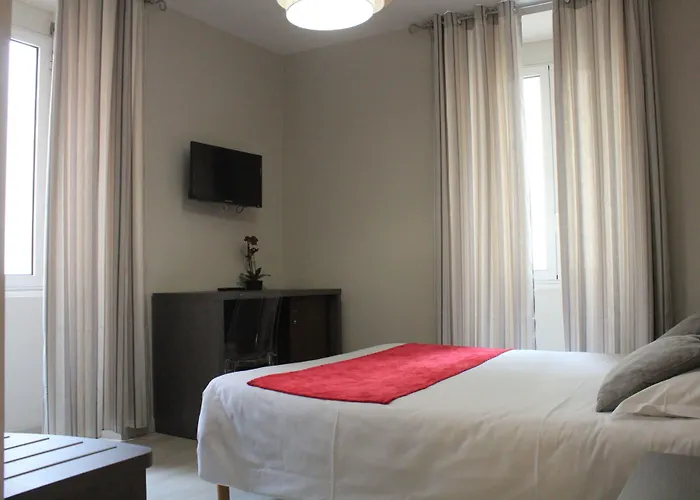 Fesch & アジャクシオ